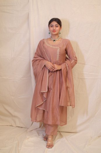Dusty Rose Layered Embroidered Set