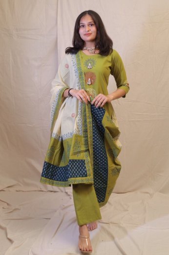 Olive Mandala Print Cotton Set